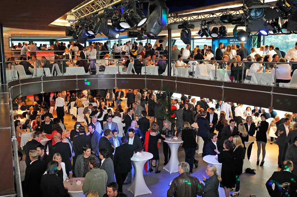 medienforum-at-night